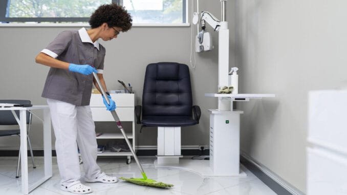Store-Cleaner-Vacancy-at-Dis-Chem Dis-Chem Pharmacies Hiring Store Cleaners